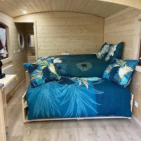 אכסניה Les Roulottes A Sandie *