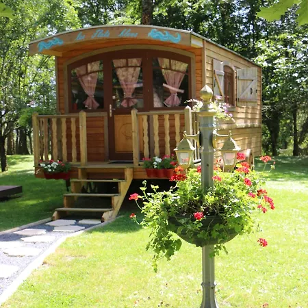 Les Roulottes A Sandie Lodge *