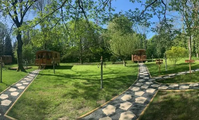 Les Roulottes A Sandie Chata